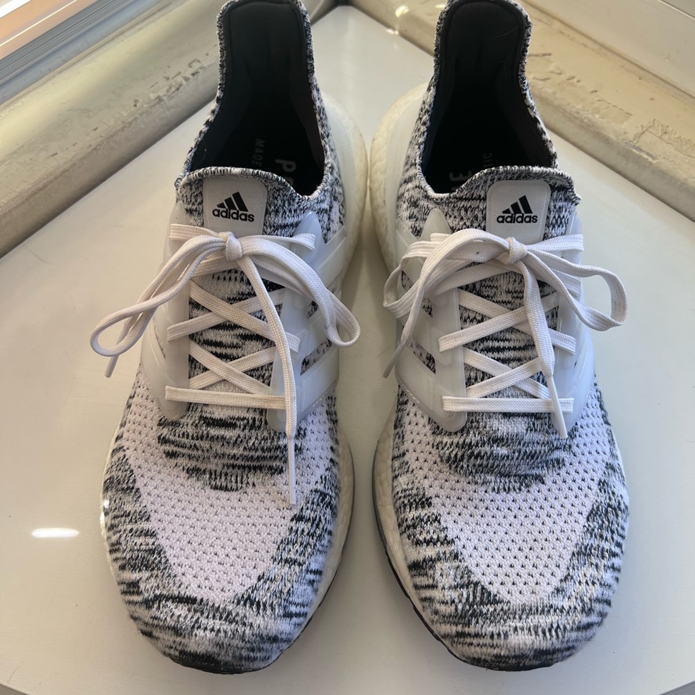 Adidas Ultra Boost 21